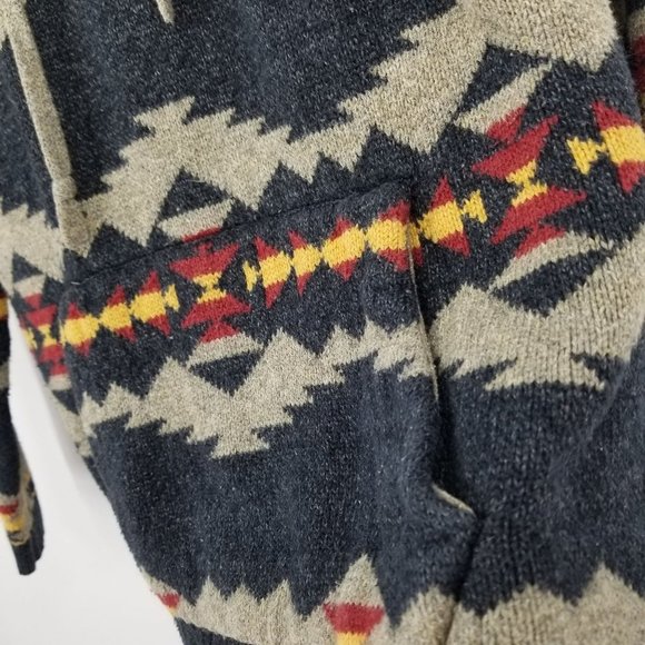 American Eagle Long Sleeved Aztec Hooded Sweater Pullover Size Medium - Picture 7 of 11